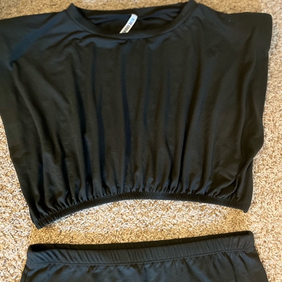 Plus Size 2 Piece Skirt Set - Picture 5 of 5